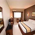 Capital O 874 Hotel Nyland Pasteur