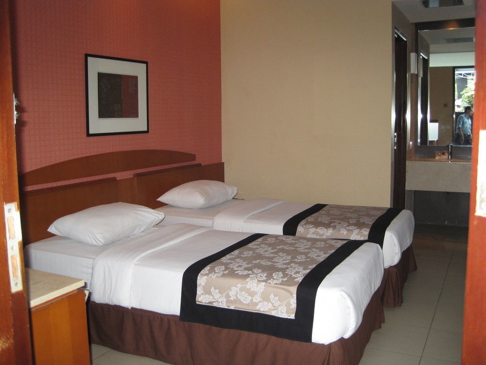 Capital O 874 Nyland Pasteur Motel