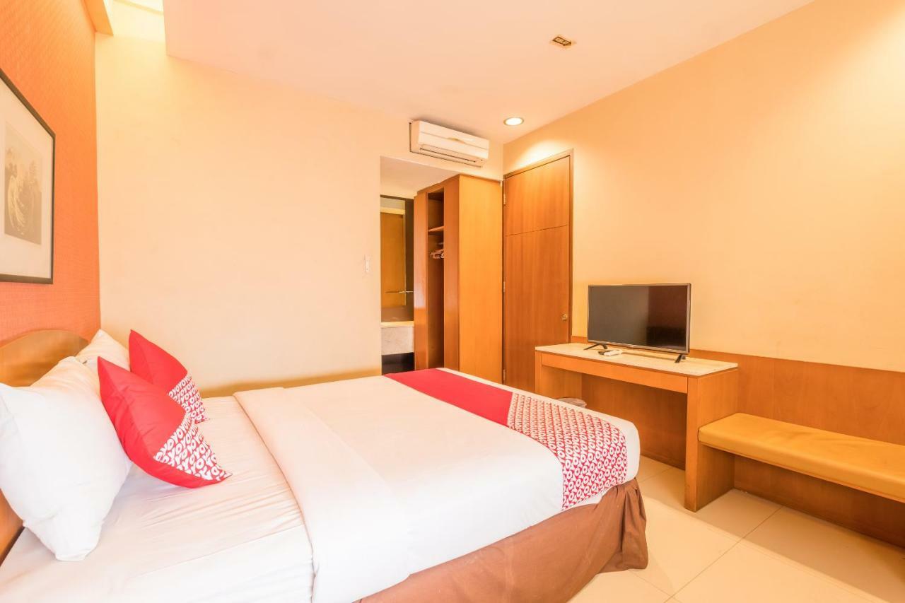 Motel Capital O 874 Nyland Pasteur 3*